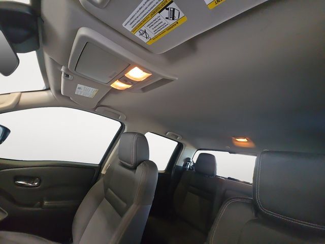 Used 2024 Nissan Frontier SV w/ SV Convenience Package AWD/4WD image 12