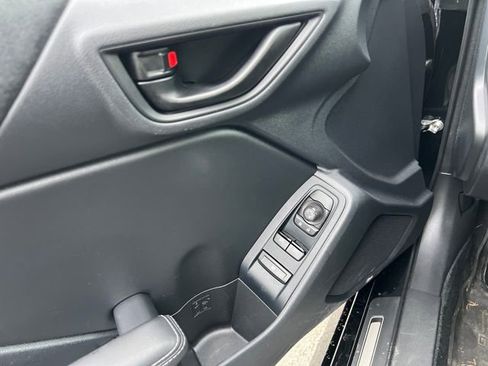 Used 2024 Toyota GR86 Premium w/ Performance Package image 31