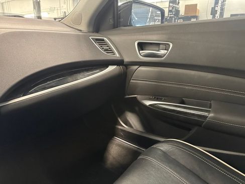 Used 2019 Acura TLX V6 w/ Technology Package FWD image 16