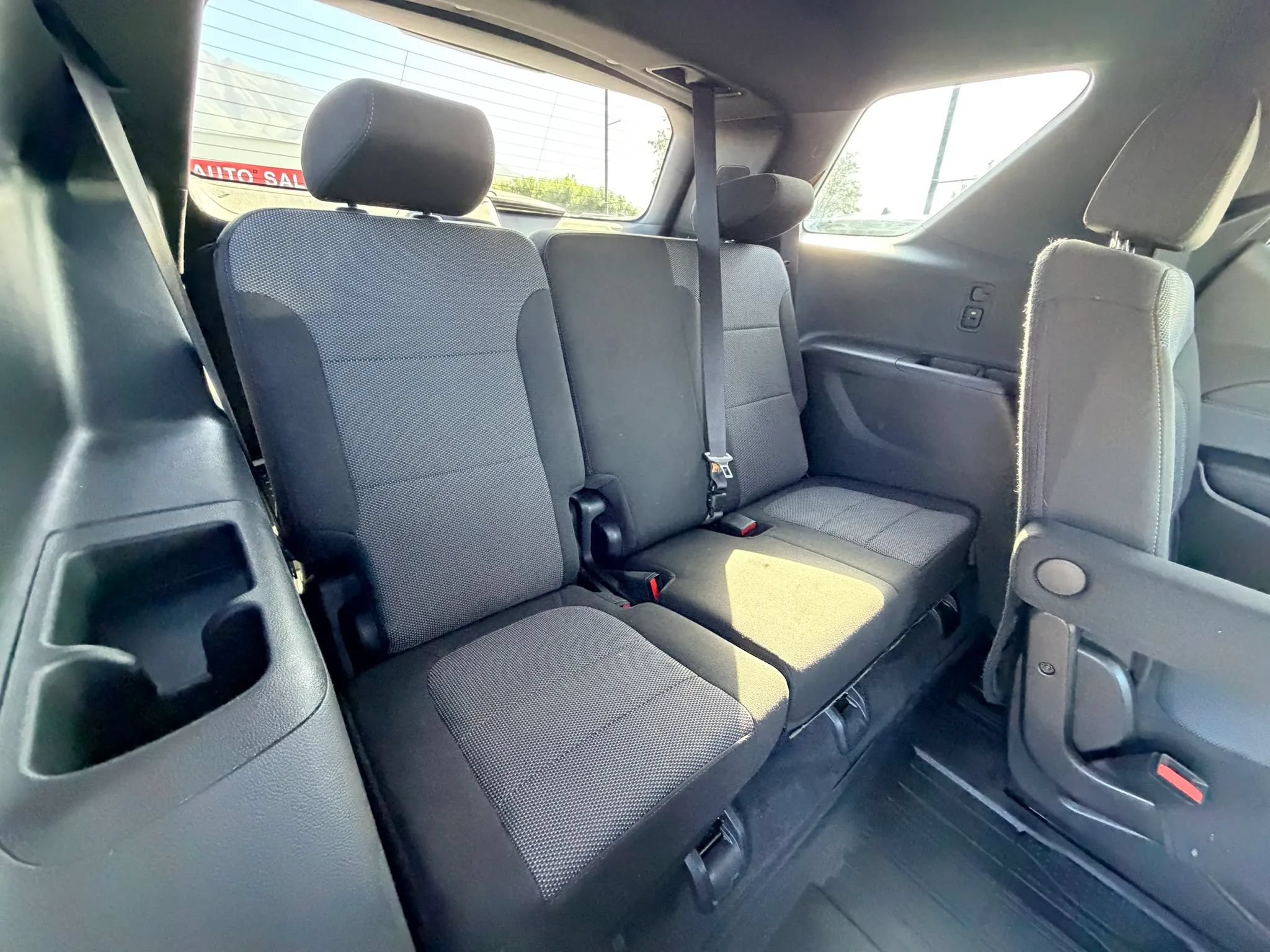 Used 2023 Chevrolet Traverse LT FWD image 26