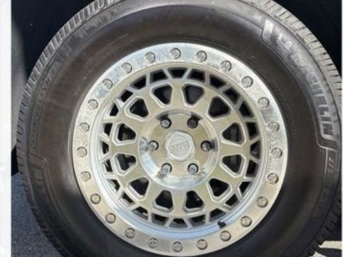 Used 2020 Chevrolet Silverado 1500 RST image 9