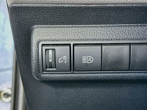 Used 2025 Toyota Corolla LE FWD image 16