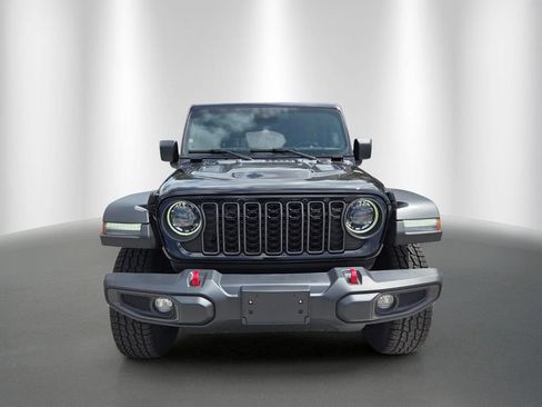 Used 2024 Jeep Wrangler Unlimited Rubicon AWD/4WD image 8