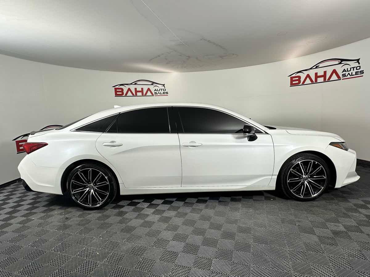 Used 2021 Toyota Avalon Touring w/ Advanced Safety Package FWD image 10