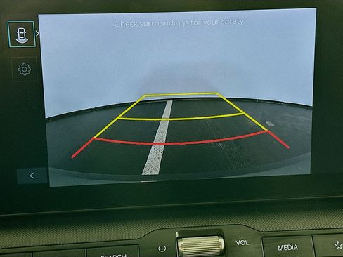 Used 2025 Kia K4 LXS image 23