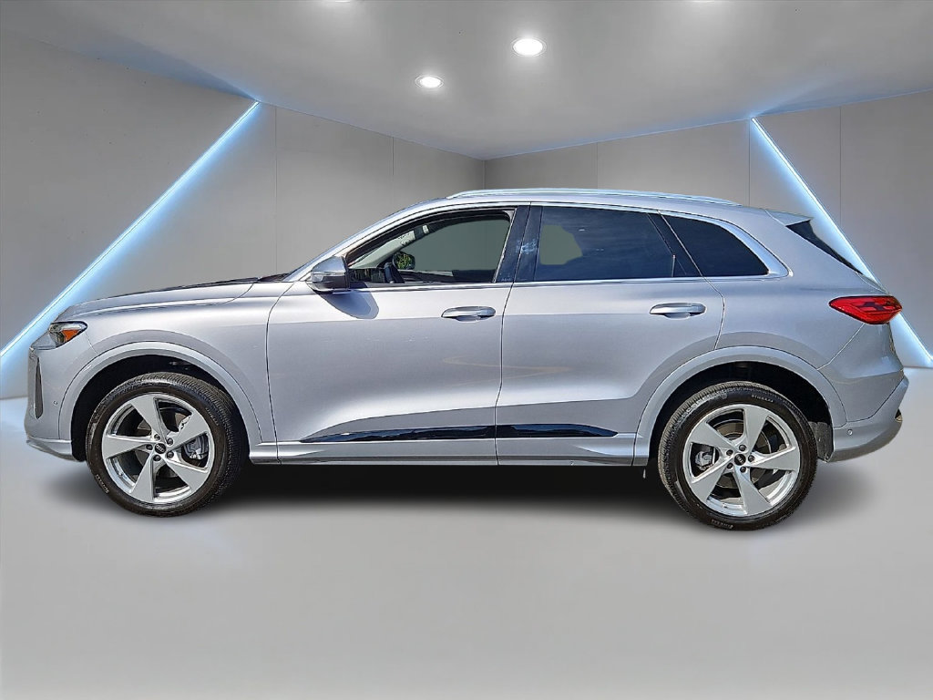 Used 2025 Audi Q5 Premium Plus AWD/4WD image 7