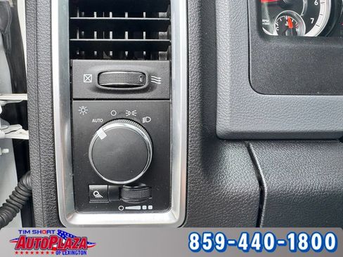 Used 2017 RAM 2500 SLT AWD/4WD image 27