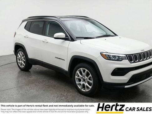 Used 2025 Jeep Compass Limited AWD/4WD image 1
