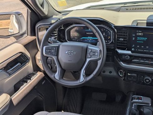 Used 2026 Chevrolet Silverado 1500 RST AWD/4WD image 15