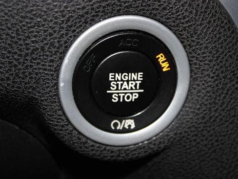 Used 2023 Chrysler 300 Touring L RWD image 28