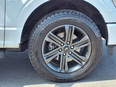 Used 2022 Ford F150 Lariat w/ Equipment Group 502A High image 9