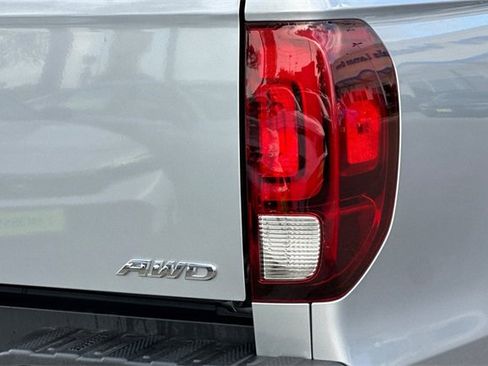 Certified 2023 Honda Ridgeline RTL image 28