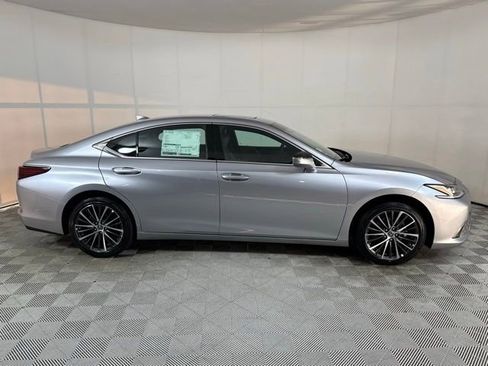 New 2025 Lexus ES 350 w/ Premium Package image 8