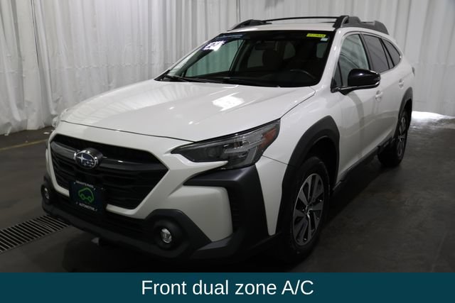 Used 2024 Subaru Outback Premium AWD/4WD image 7