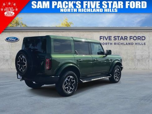 Used 2025 Ford Bronco Outer Banks AWD/4WD image 9