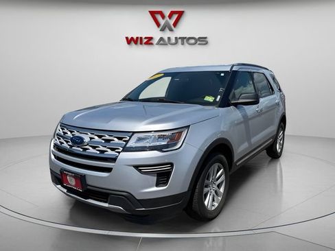 Used 2019 Ford Explorer XLT AWD/4WD image 1