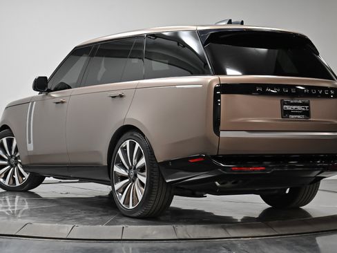 Used 2023 Land Rover Range Rover LWB SV Autobiography image 20