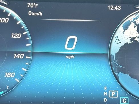 Used 2021 Mercedes-Benz GLC 300 4MATIC w/ AMG Line image 79