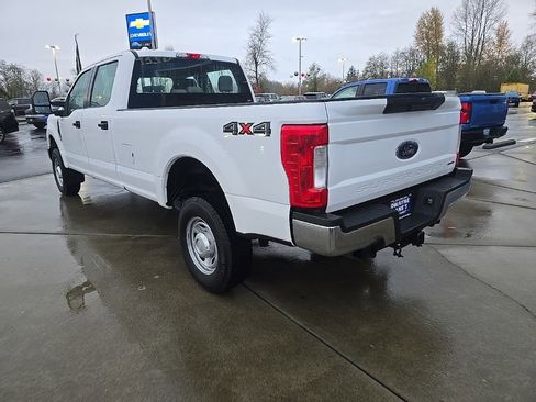 Used 2018 Ford F350 XL w/ Power Equipment Group image 3