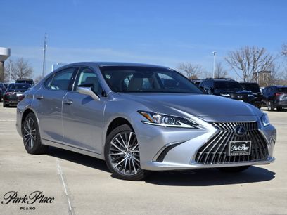 Used 2025 Lexus ES 300h w/ Premium Package
