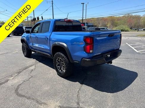 Used 2025 Chevrolet Colorado ZR2 w/ Technology Package AWD/4WD image 6