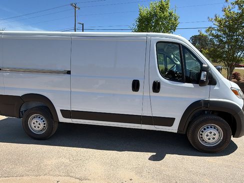 New 2026 RAM ProMaster 2500 w/ Convenience Group image 7