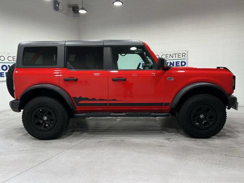 Used 2023 Ford Bronco Wildtrak AWD/4WD image 9
