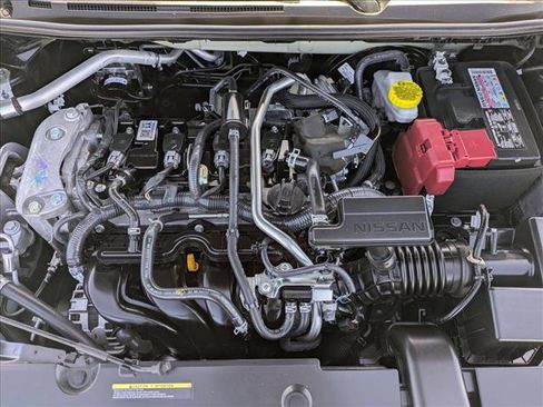 Used 2023 Nissan Sentra SR w/ Midnight Edition Package FWD image 21