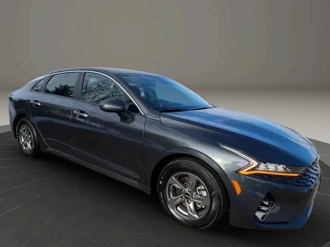Used 2023 Kia K5 LXS FWD image 6