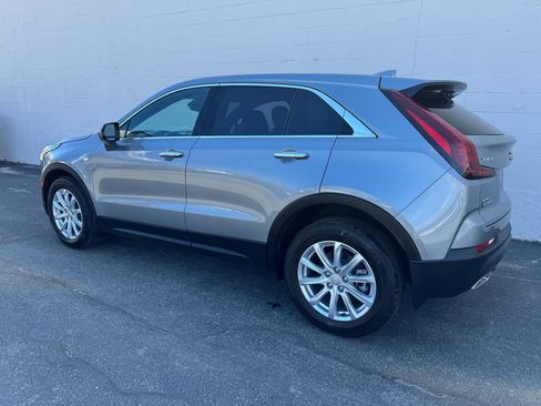 Used 2023 Cadillac XT4 Luxury w/ Driver Awareness Package image 3