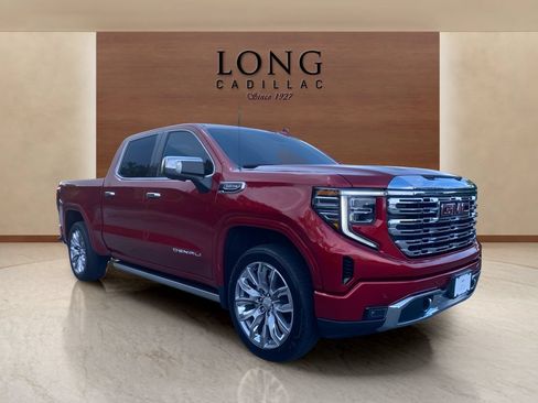 Used 2023 GMC Sierra 1500 Denali w/ Denali Reserve Package AWD/4WD image 7