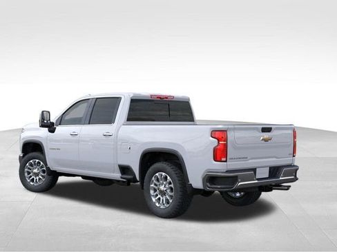 New 2026 Chevrolet Silverado 2500 LTZ w/ LTZ Premium Package AWD/4WD image 3