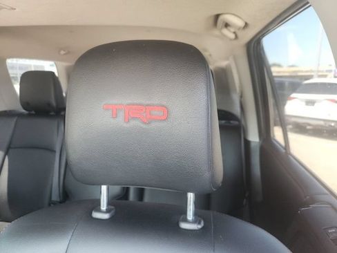 Used 2019 Toyota 4Runner TRD Off-Road Premium AWD/4WD image 15
