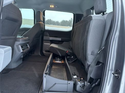 Used 2023 Ford F250 XLT w/ Black Appearance Package image 10