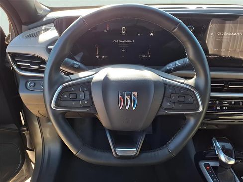 Used 2024 Buick Envista Avenir image 7