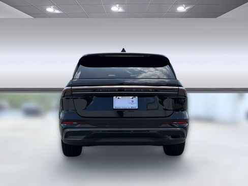 Used 2024 Lincoln Nautilus Reserve w/ Equipment Group 202A AWD/4WD image 8