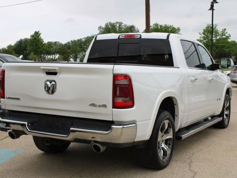 Used 2019 RAM 1500 Laramie AWD/4WD image 3