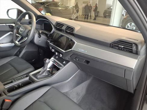 Certified 2025 Audi Q3 2.0T Premium w/ Convenience Package image 21