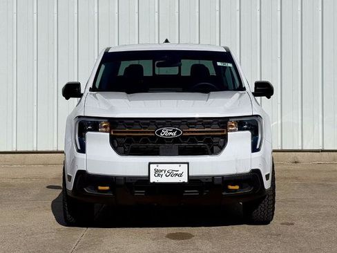 Certified 2025 Ford Maverick Tremor image 8