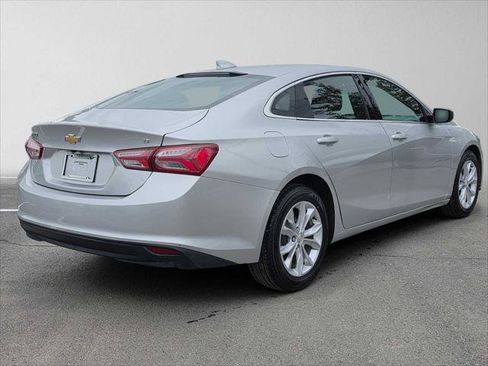 Used 2019 Chevrolet Malibu LT FWD image 3