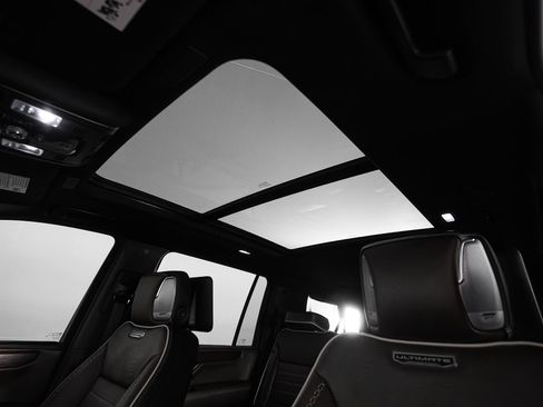 Used 2026 GMC Yukon XL Denali Ultimate AWD/4WD image 23