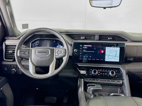 Used 2023 GMC Sierra 1500 Denali w/ Technology Package AWD/4WD image 15