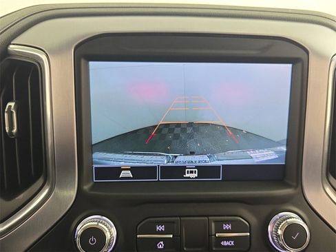 Used 2021 GMC Sierra 1500 Elevation w/ Preferred Package image 18