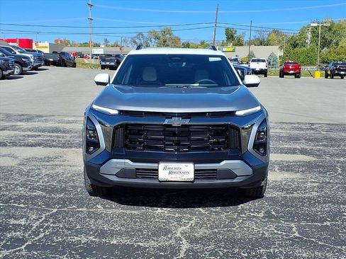 New 2026 Chevrolet Equinox ACTIV w/ Convenience Package III FWD image 9