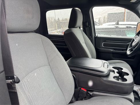 Used 2024 RAM 2500 Big Horn image 25