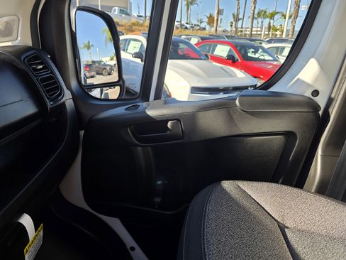 New 2026 RAM ProMaster 2500 image 13