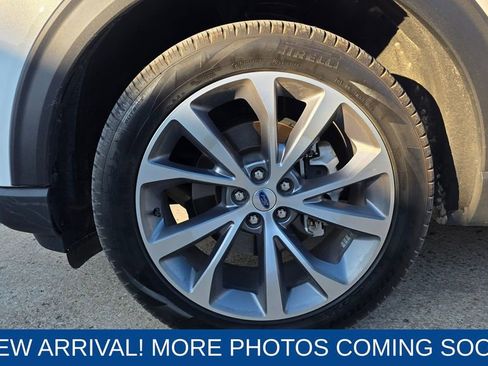 Used 2025 Ford Explorer Platinum w/ Ultimate Package image 10