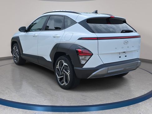 Used 2026 Hyundai Kona SEL Premium FWD image 8