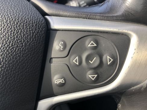 Used 2018 GMC Acadia SLT FWD image 25