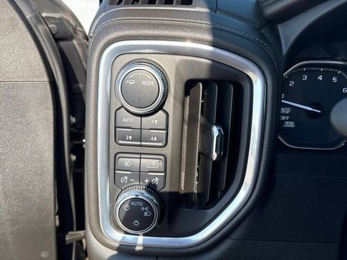 Used 2021 GMC Sierra 1500 Elevation w/ X31 Off-Road Package AWD/4WD image 35
